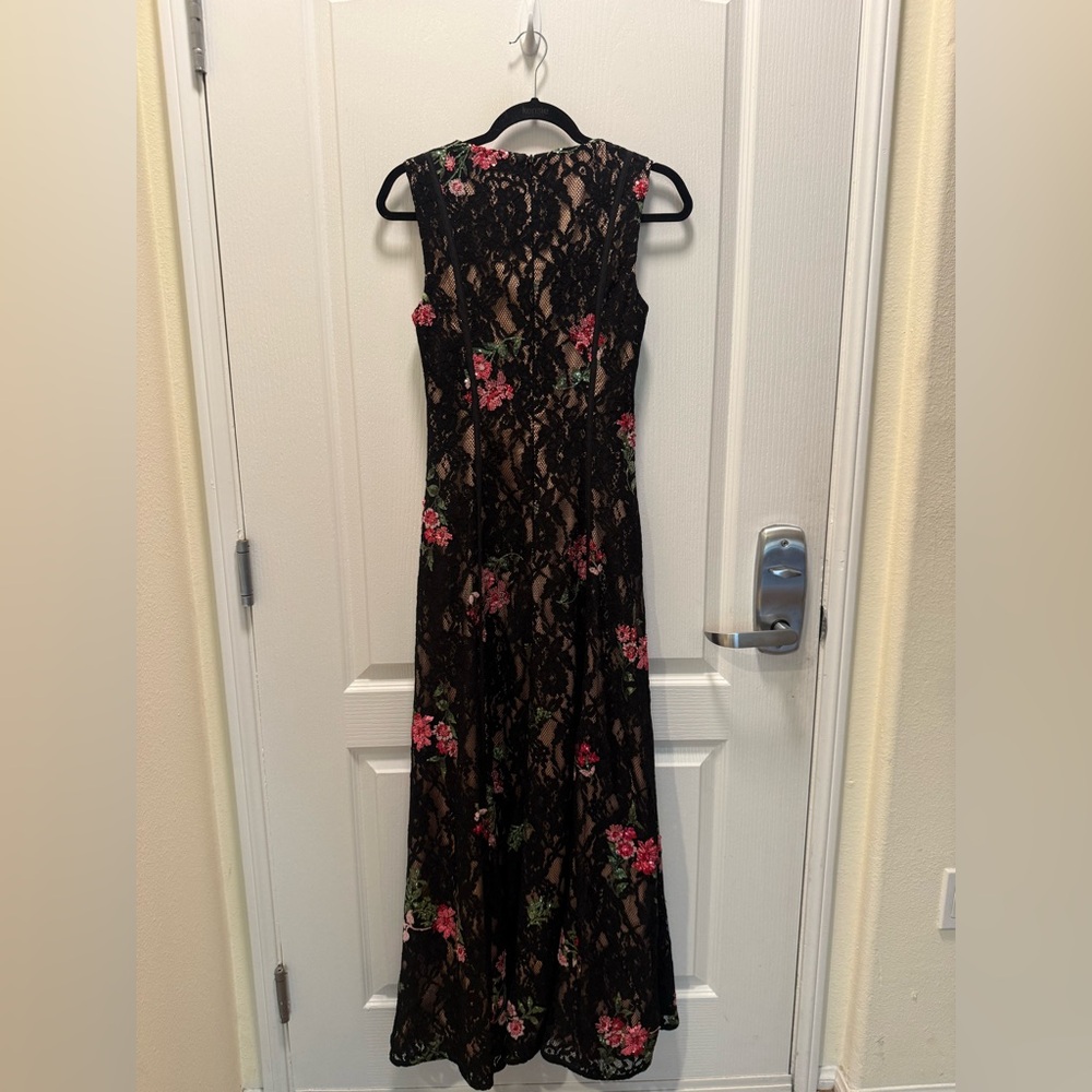 Elliatt Morgaine Lace Gown in Black size S NWT Black-tie events Galas Evening - Picture 8 of 9